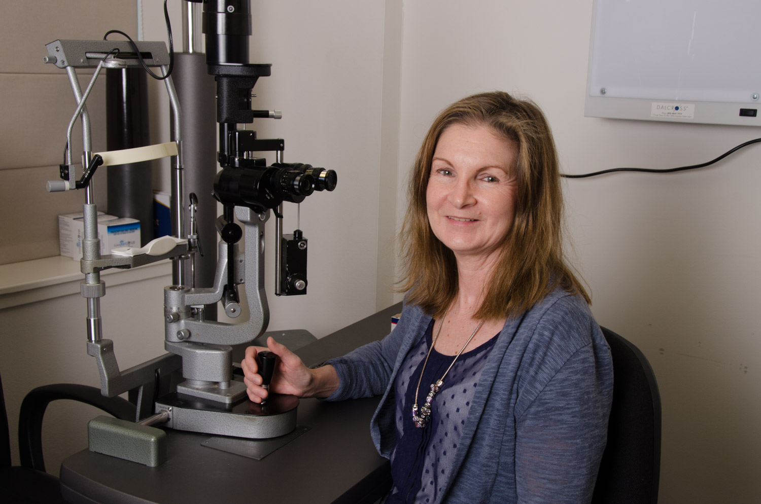 Dr Diana Farlow (Ophthalmologist) Healthpages.wiki