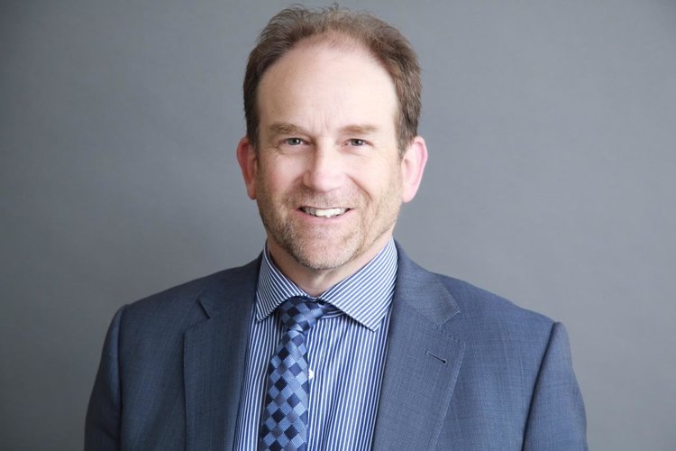 Dr John Salmon (Orthopaedic Surgeon) Healthpages.wiki