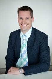 Dr Alastair Macbeth (Gynaecologist)