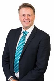 Dr Gert Tollesson (Neurosurgeon)