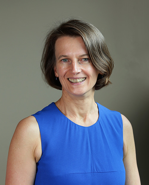 Dr Tracey Huntley Oral And Maxillofacial Surgeon Healthpages Wiki