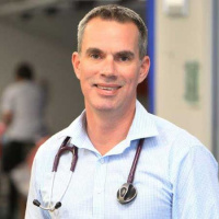 Dr Thomas Van Hagen (Medical Oncologist)