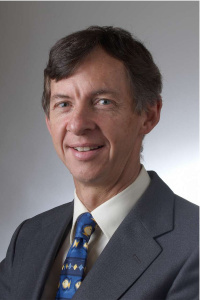 Dr Stephen Kinnear (Intensive Care Medicine Specialist)