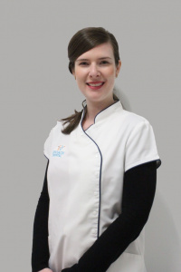 Dr Angela Diviach (Dentist)