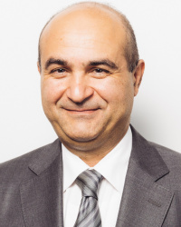 Dr Behzad Eftekhar (Neurosurgeon)