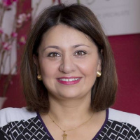 Dr Huda Younis (Gynaecologist)