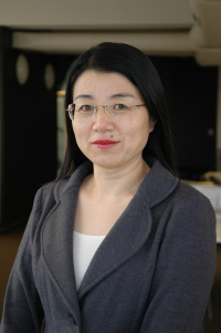 Dr Zongqun Ding (Gynaecologist)