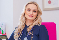 Dr Maryam Ebrahimi (Obstetrics and Gynaecologist)