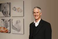 Dr Robert Woolcott (Gynaecologist)