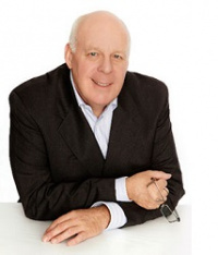 Dr Philip Hall (Gynaecologist)