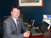 Dr Mitchell Hansen (Neurosurgeon)