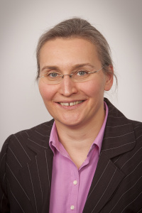 Dr Carola Mulitze (Gynaecologist)